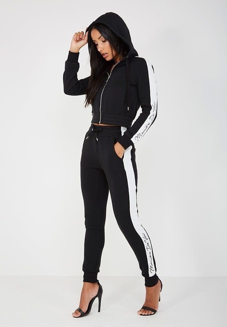 New Fashion Sports Suit in Autumn and Winter