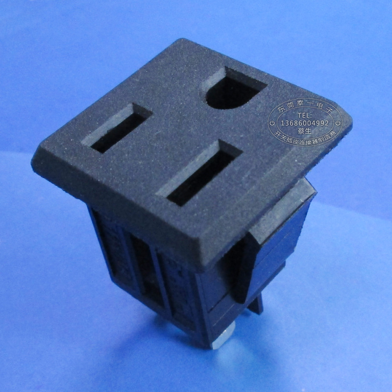 15A125V三孔美式电源插座方形软卡式美规AC电源输出插座DB-14-M