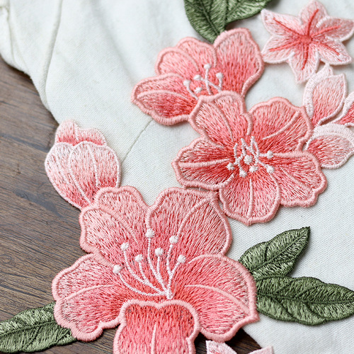 Lily-like beige fabric appliqué for ethnic-style cheongsam collar DIY embroidery down jacket patching hand-stitched glue-free
