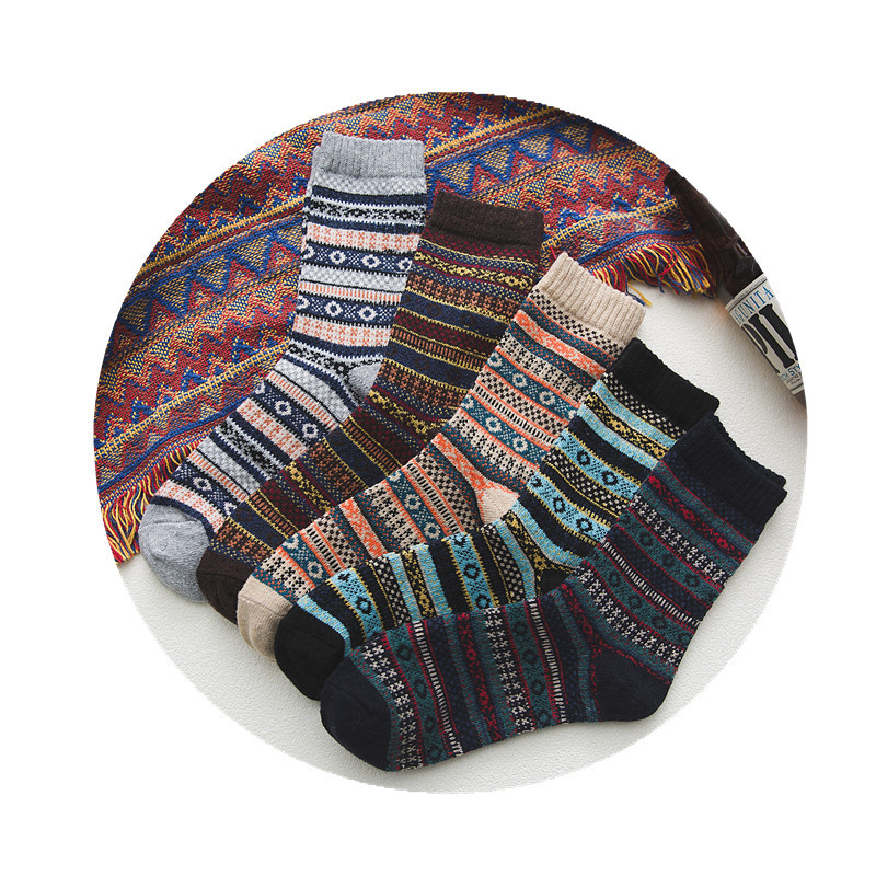Calcetines de lana de conejo engrosados cálidos de otoño e invierno calcetines de hombre de media pantorrilla de comercio exterior transfronterizo calcetines de lana de hombre de estilo étnico Retro