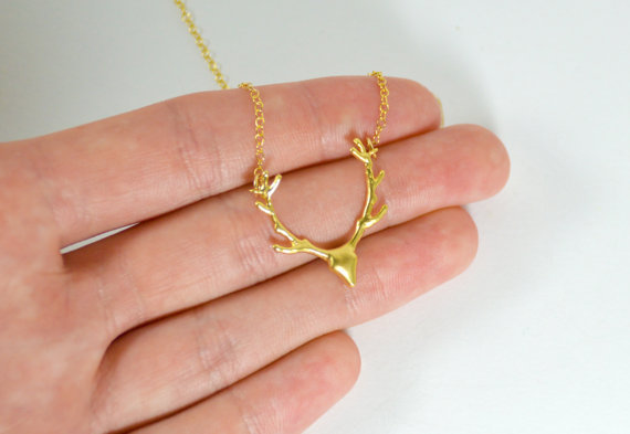 Simple Antler Necklace Christmas Elk Reindeer Pendant Necklace Female Clavicle Chain Fawn Antler Nec
