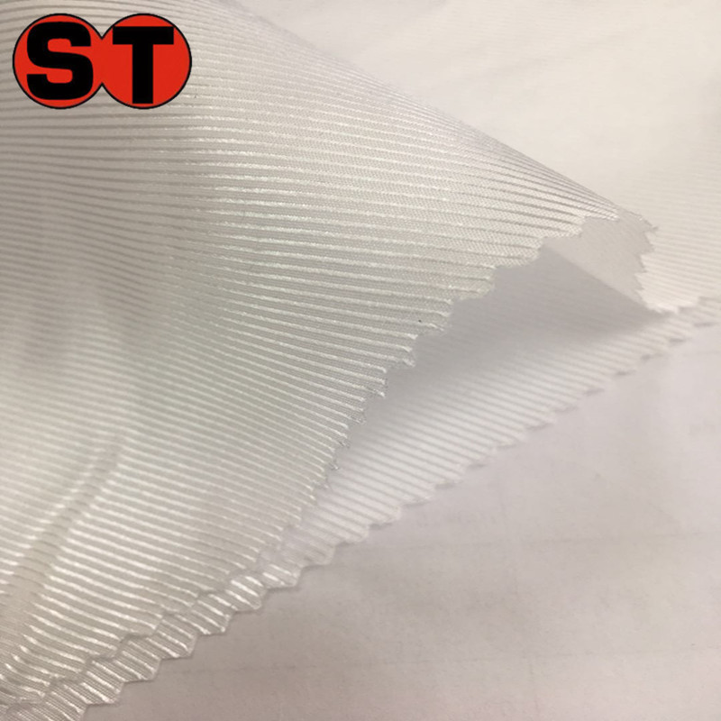 长期供应2/2斜纹美丽绸坯布/斜纹涤塔夫坯布/2/2斜纹涤塔夫坯布