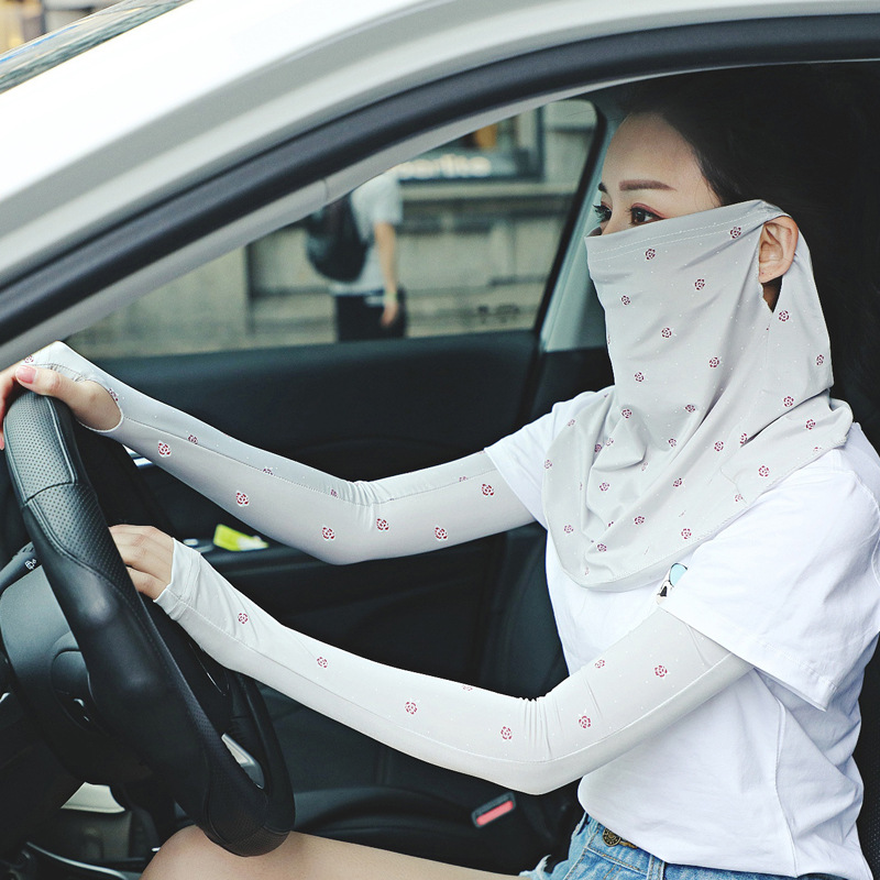 2018 new pattern summer Sunscreen Borneol Sleeves lady Broken flowers Arm sleeve outdoors Riding drive a car Thin section Gauntlet