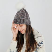 2018�r�����n����ϵ�ж�����ů��që���b����^ñ��Ů