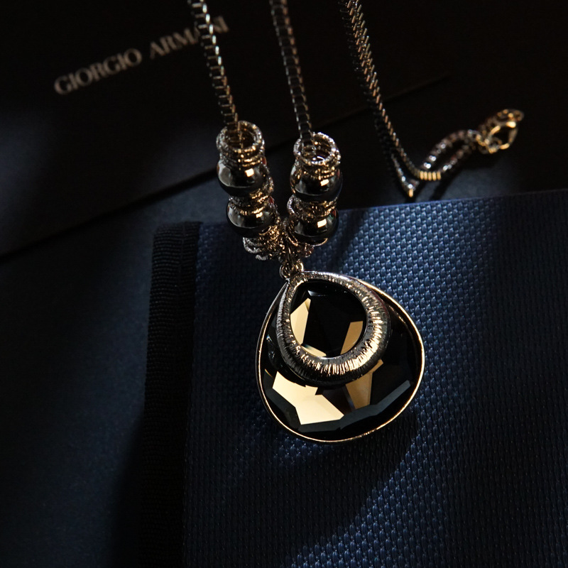 simple  new  crystal necklace