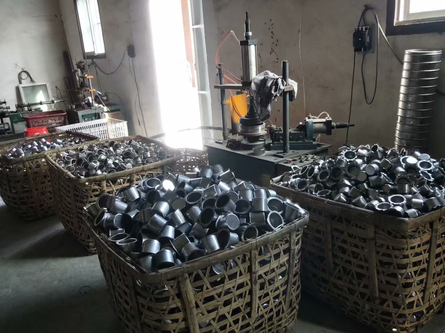 F94CF77916A96E98C9D1DE4E6811B9