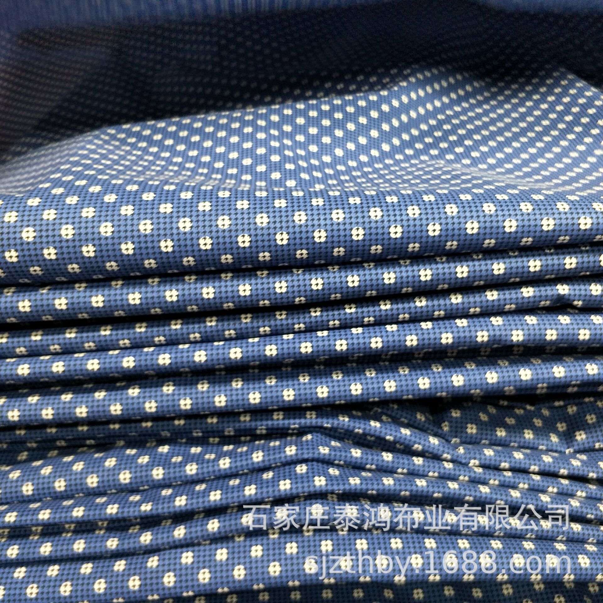 棉印花衬衫面料活性印花透气吸水舒适柔软棉类系列面料快速发货