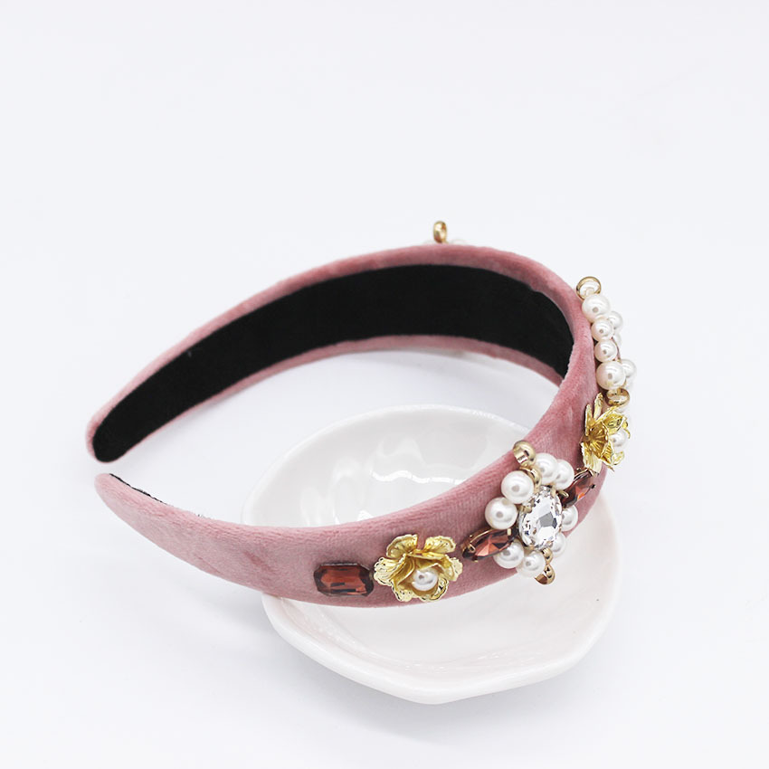 New Baroque New Pearl Headband Fashion Temperament Two-color Matching Iron Pearl Geometric Headband display picture 3