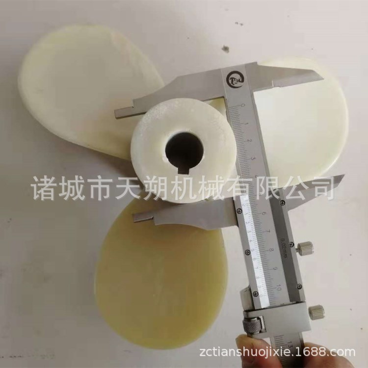 161147951636858750_副本