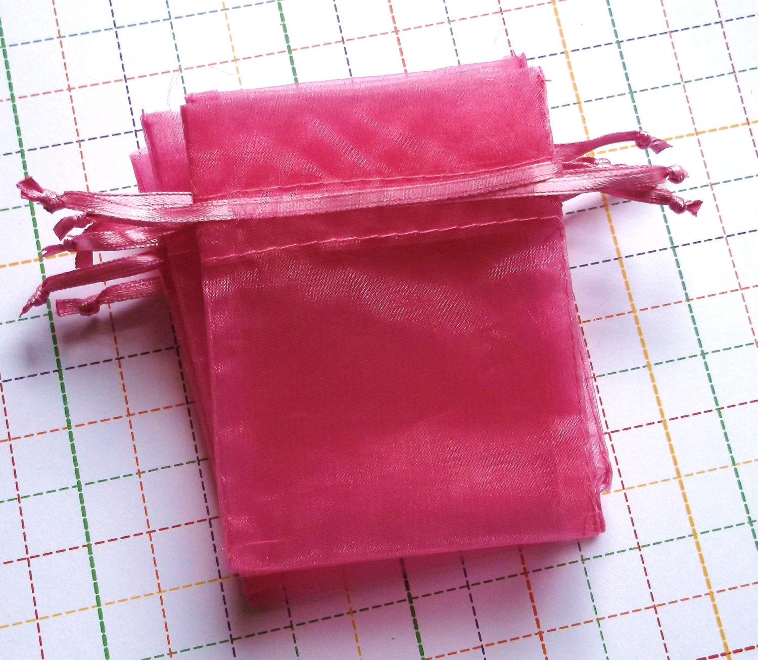 【批量低价供应】大量现货多色可选酒红欧根纱袋 可定制