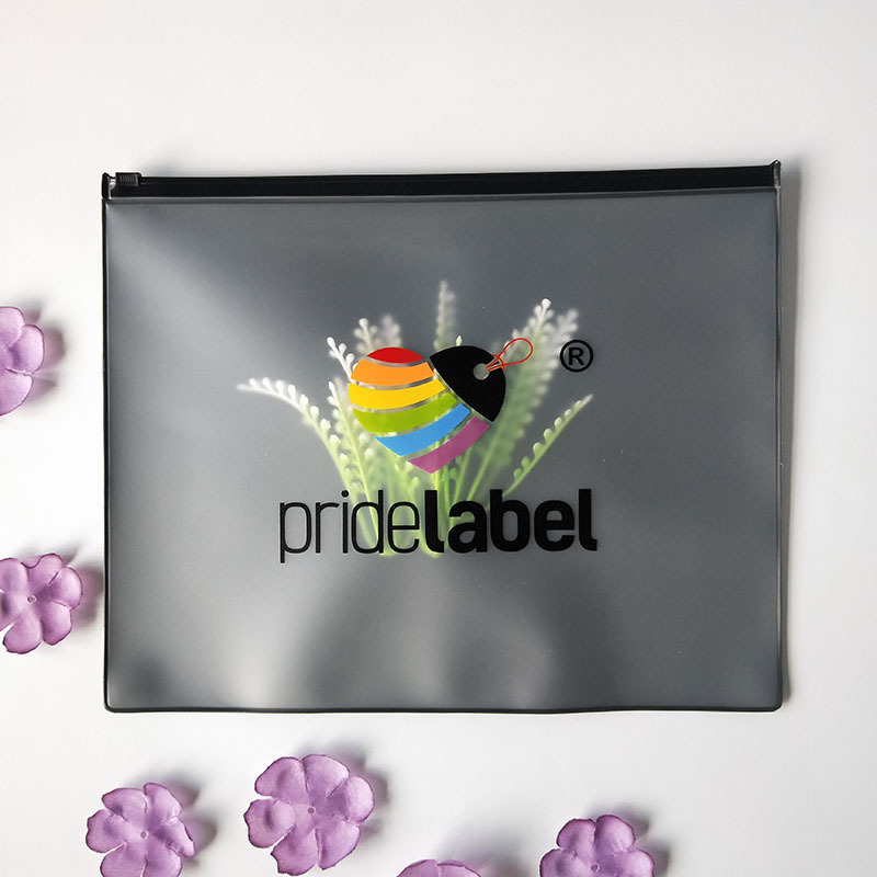 厂家供应pvc塑料袋pvc袋pvc礼品袋磨砂袋塑料服装袋pvc包装子可定