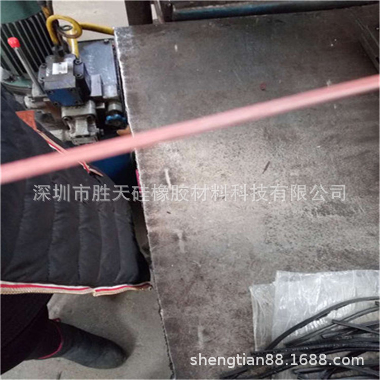 各种翻模硅胶模具回收，树脂工艺礼品开模硅胶原料回收。