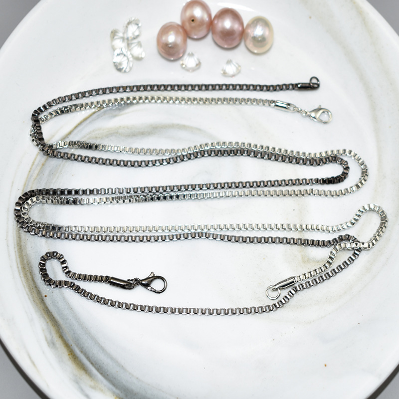 Minimalist necklace, fashionable box clavicle, Venetian chain, men's and women's accessories, straight_voghion.com