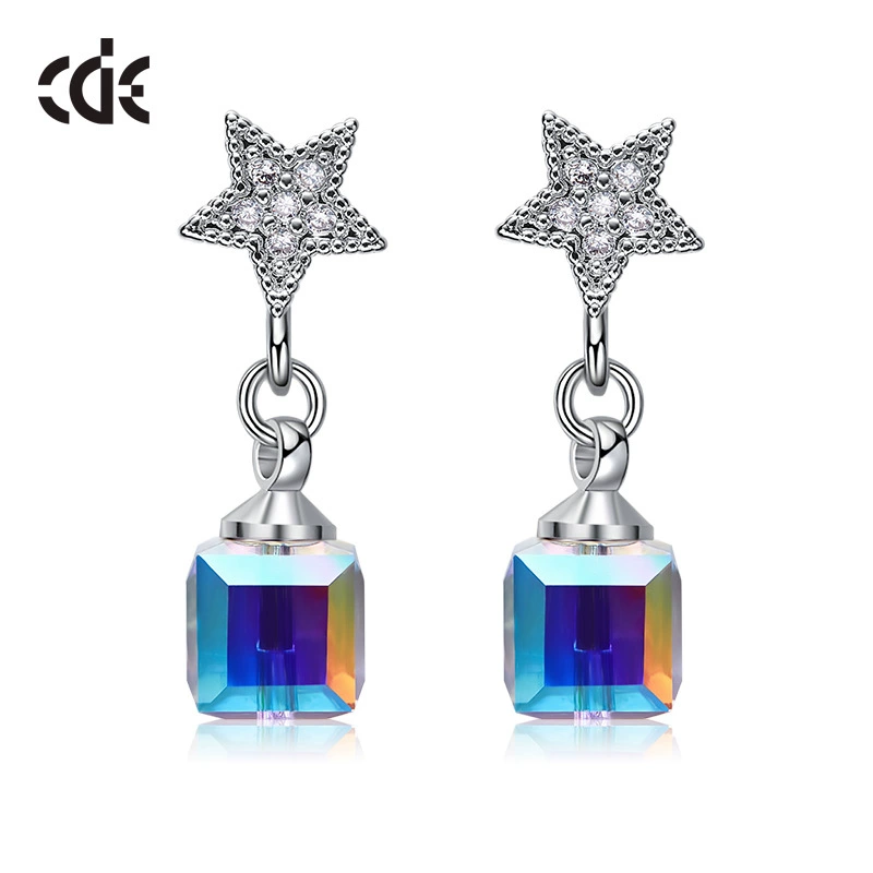 Fashionable universal creative earrings, simple and elegant design, wholesale