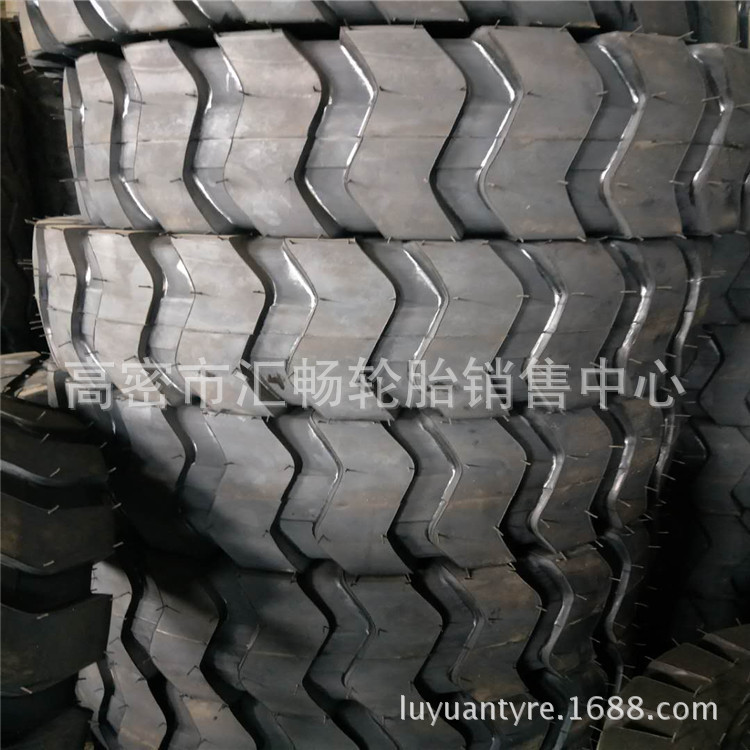 14/90-16 铲车轮胎 小型装载机轮胎 14/90-16 铲车轮胎
