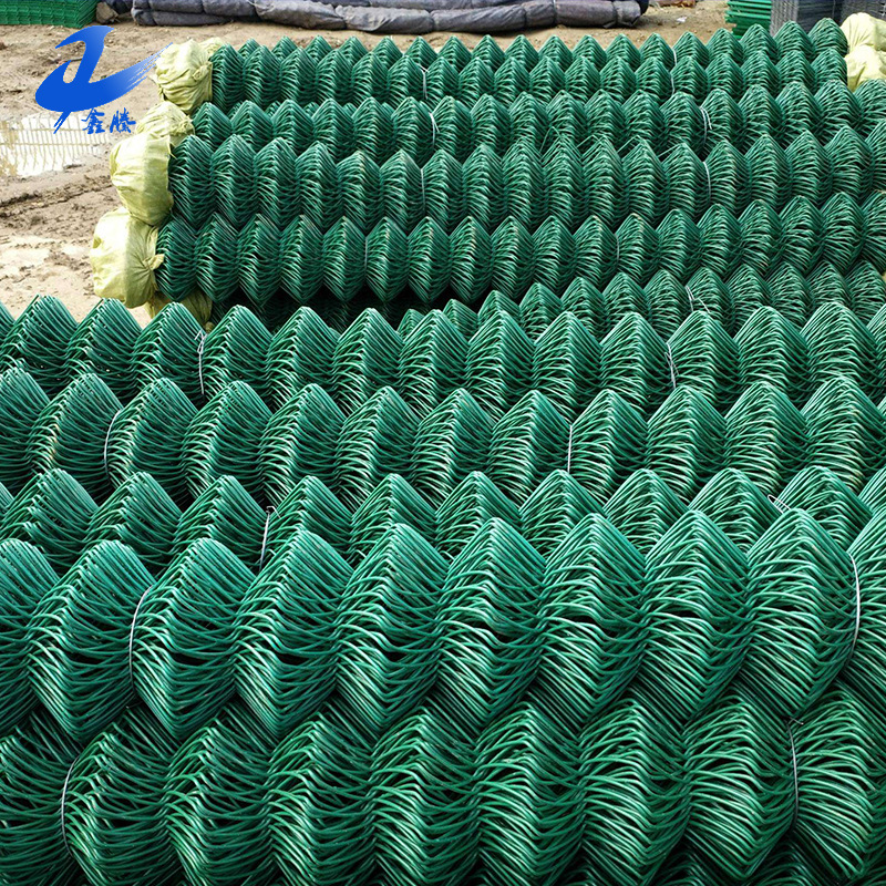 山东厂家生产包塑勾花网片铁丝网片钢丝网可加工定制