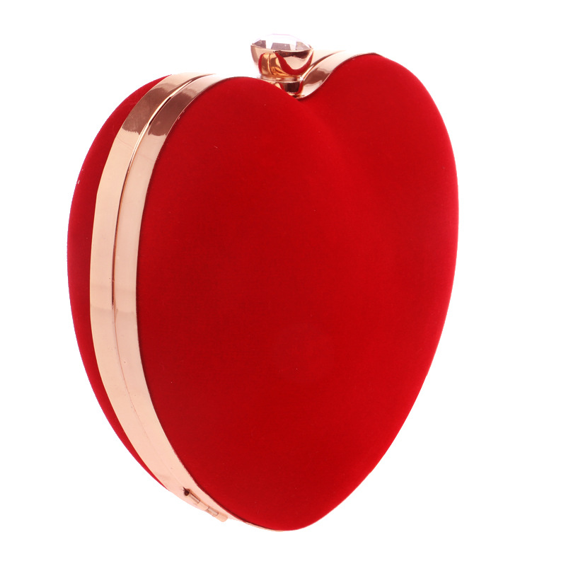 Hot Heart-shaped Handbag Lady Fashion Makeup Bag Evening  Bag Clutch Bag display picture 9