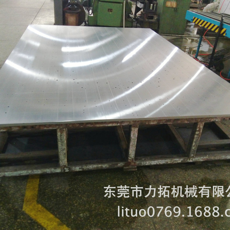 3013695571_295244293