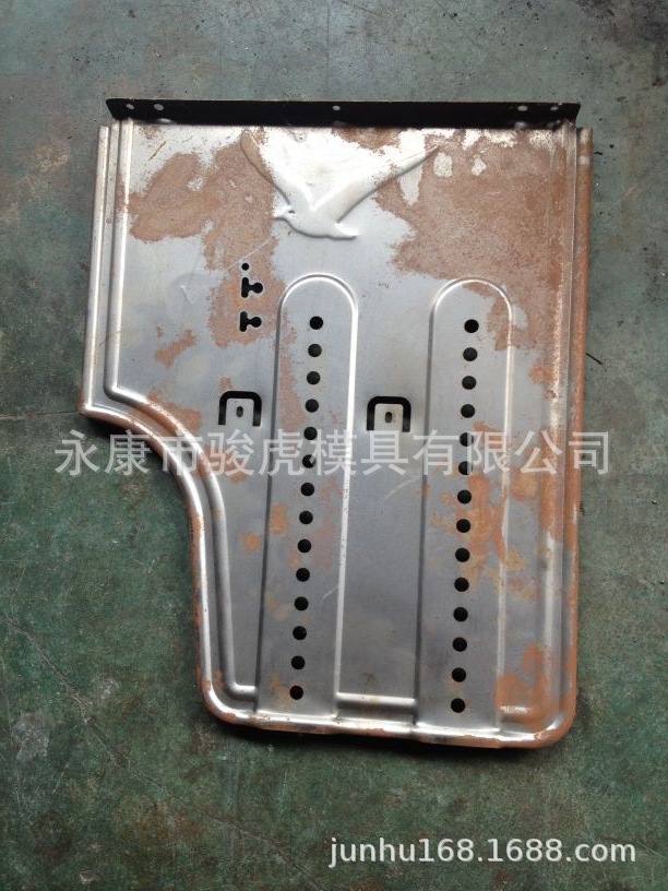 冲压模具