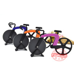 創意自行車披薩切 披薩滾輪刀切餅器 薄餅pizza分切滾軸刀