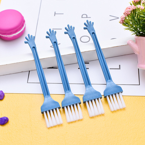Manufacturer batch cleaning dust removal tool brush keyboard brush five-finger brush computer cleaning brush digital cleaning supplies small brush