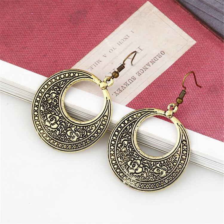 Earrings Style 4