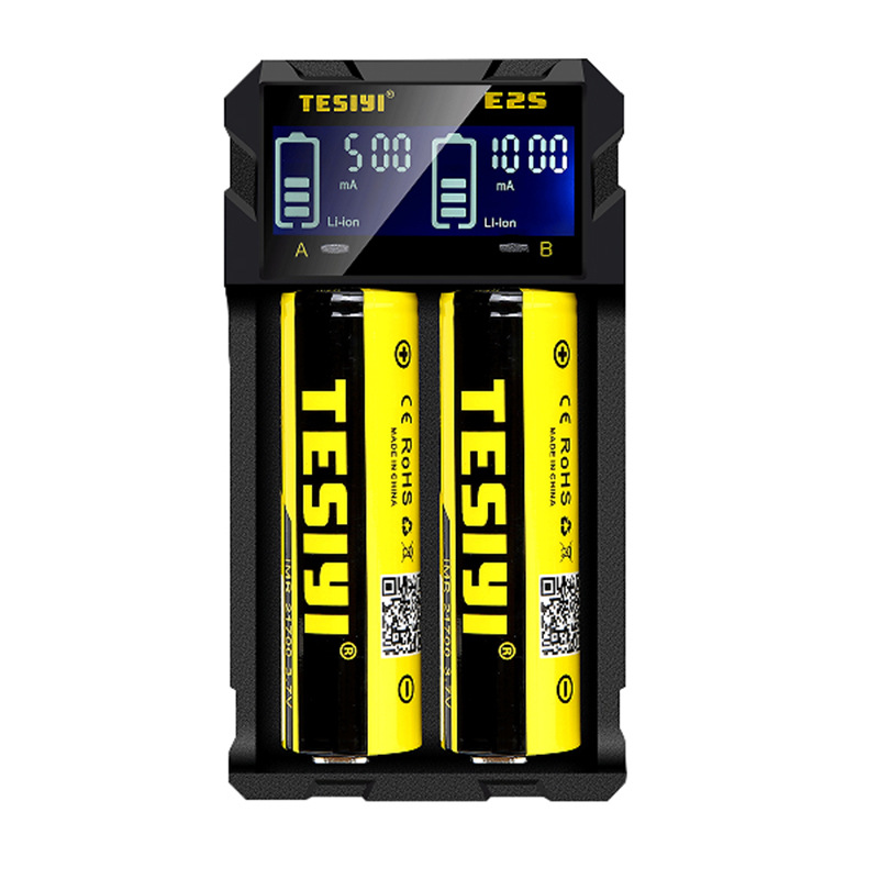 跨境专供TESIYI全兼容18650电池充电器E2S便携数显电子烟强光手电