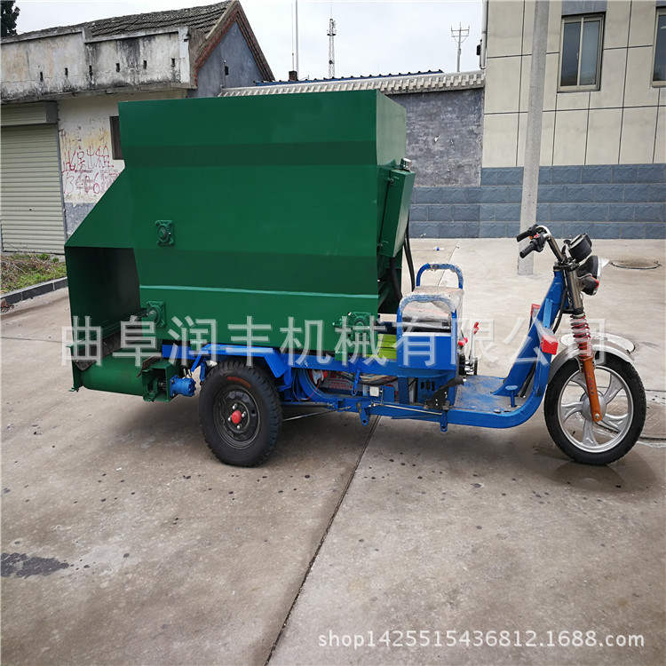 液压出来喂料机 宁都县第五代撒料车