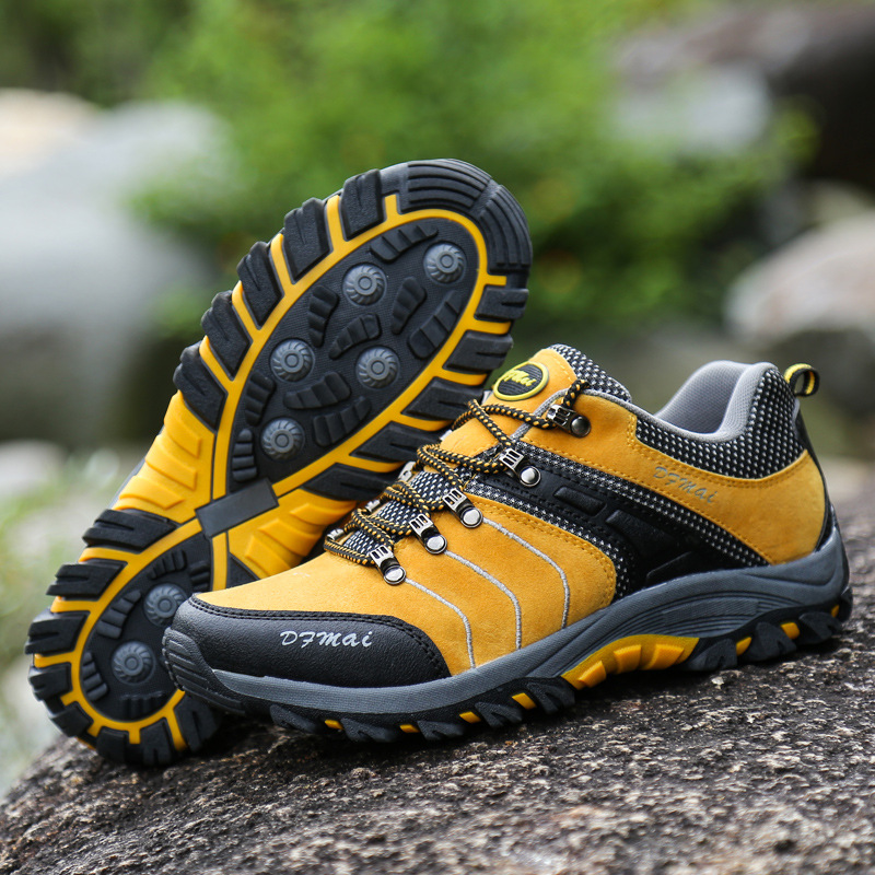 Autumn new pattern Climbing shoes Men's Shoes Outdoor Shoes Hiking shoes Low waterproof non-slip leisure time motion Walking shoes cross-country