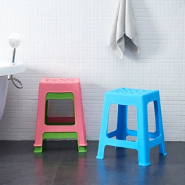 收纳箱;塑料桌椅;垃圾桶