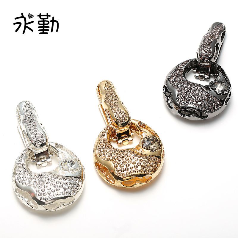皮草搭扣 貂皮鸭嘴扣子带钻女装对扣装饰纽扣大衣领水钻钮扣批发