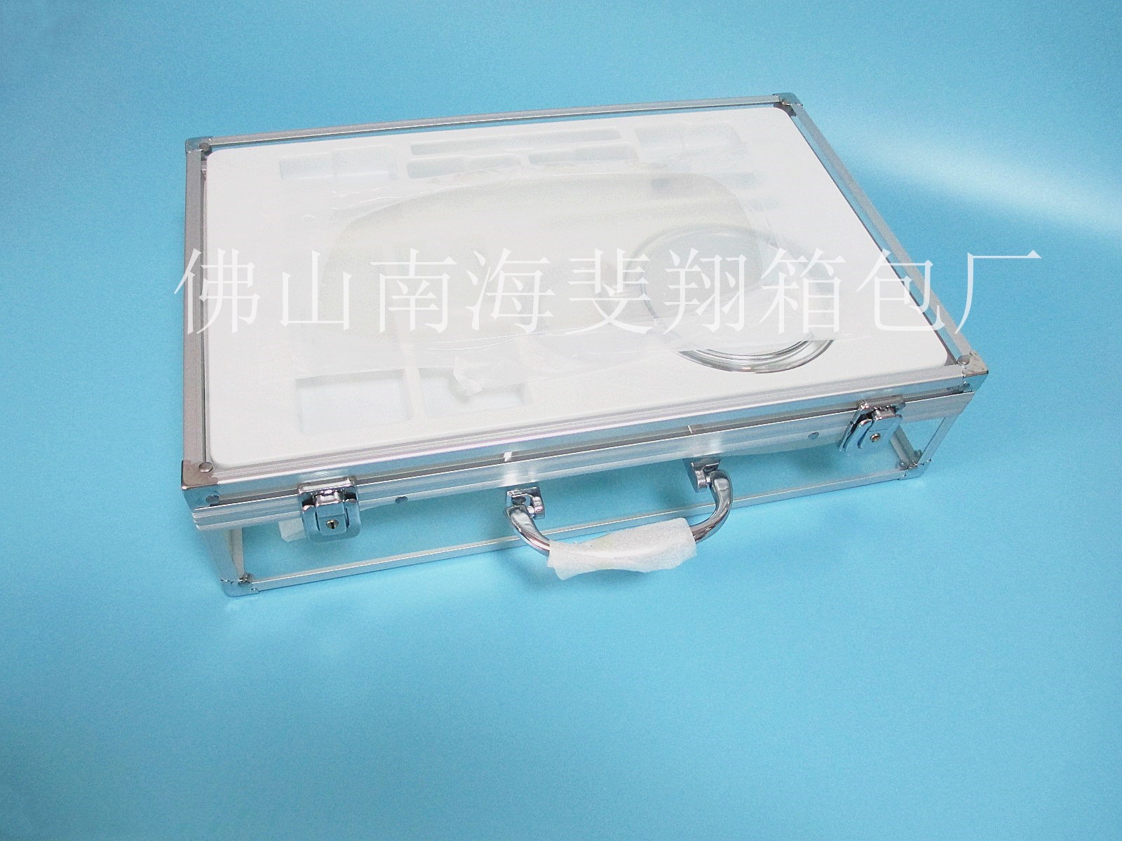 供应亚克力化妆箱  工具箱  各类型箱子