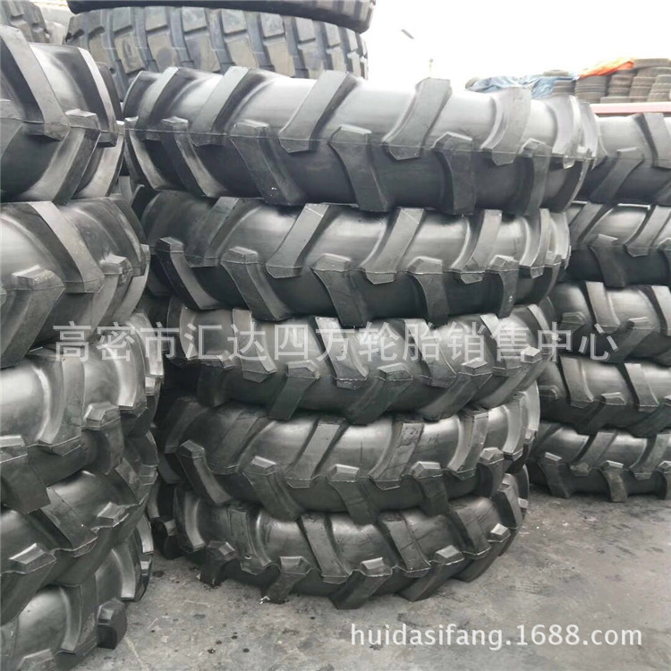 厂家直供15-24联合收割机轮胎 人字花纹 农用轮胎 现货批发