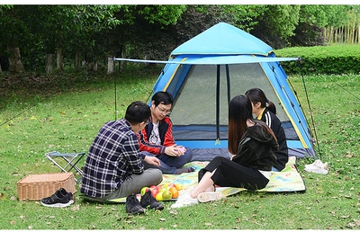 Outdoor Camping, Çadırlar