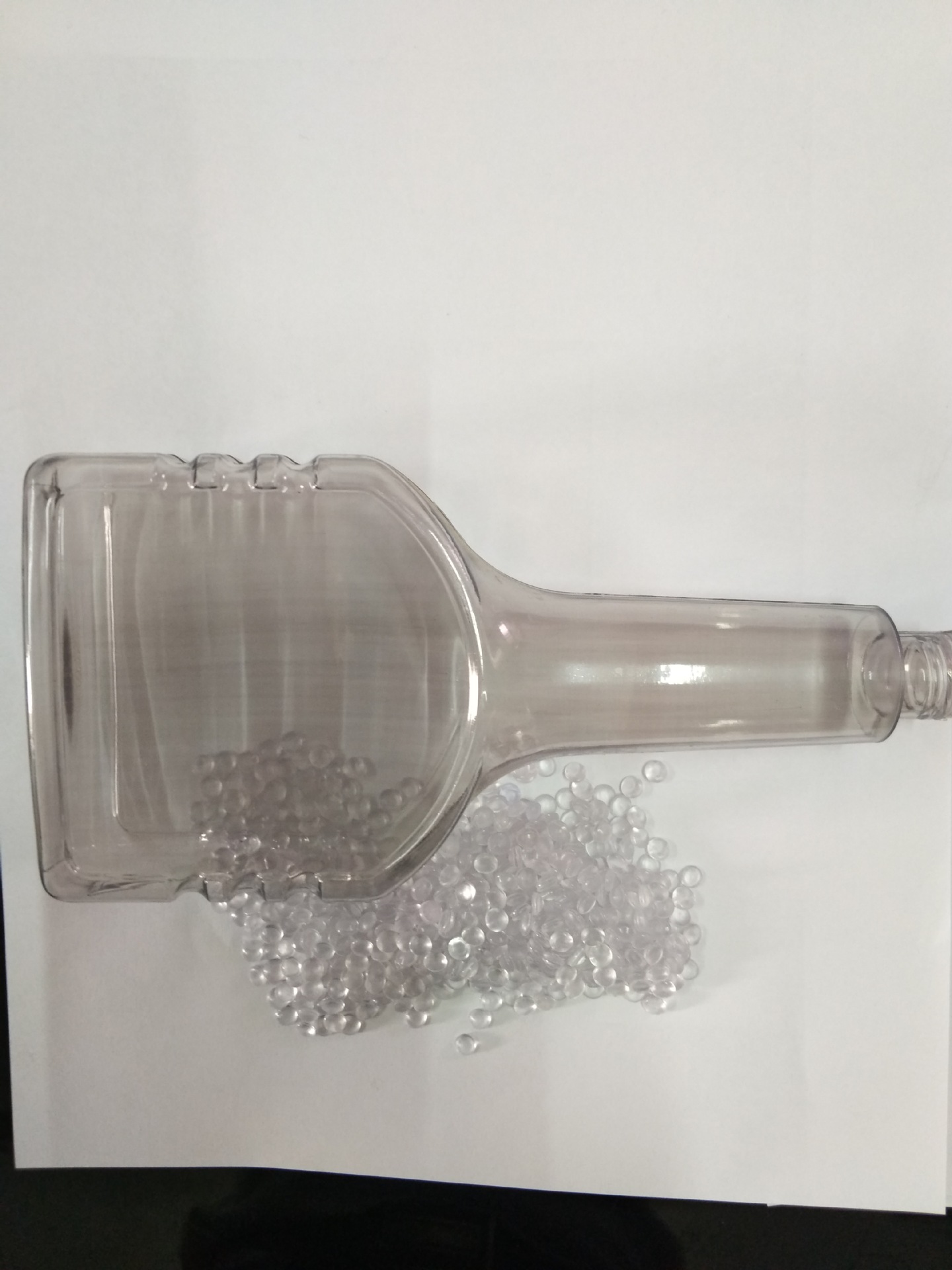 环保透明PVC塑胶料 高透明 透明 吹塑 吹瓶 挤出 拉管 注塑PVC塑