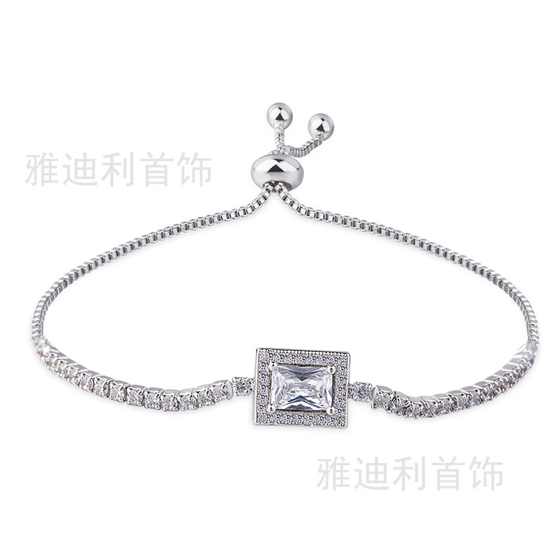 adjustable sophisticated bracelet with zircon