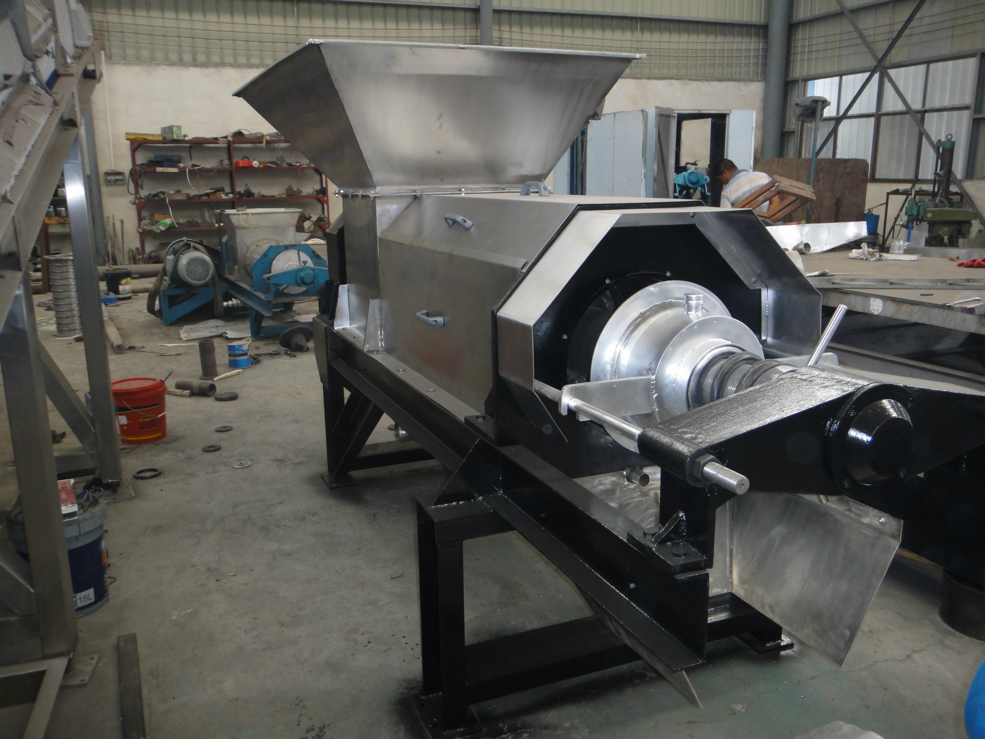 药厂中药渣药材药液分离设备 中药材药渣药液提取 药渣固液分离机