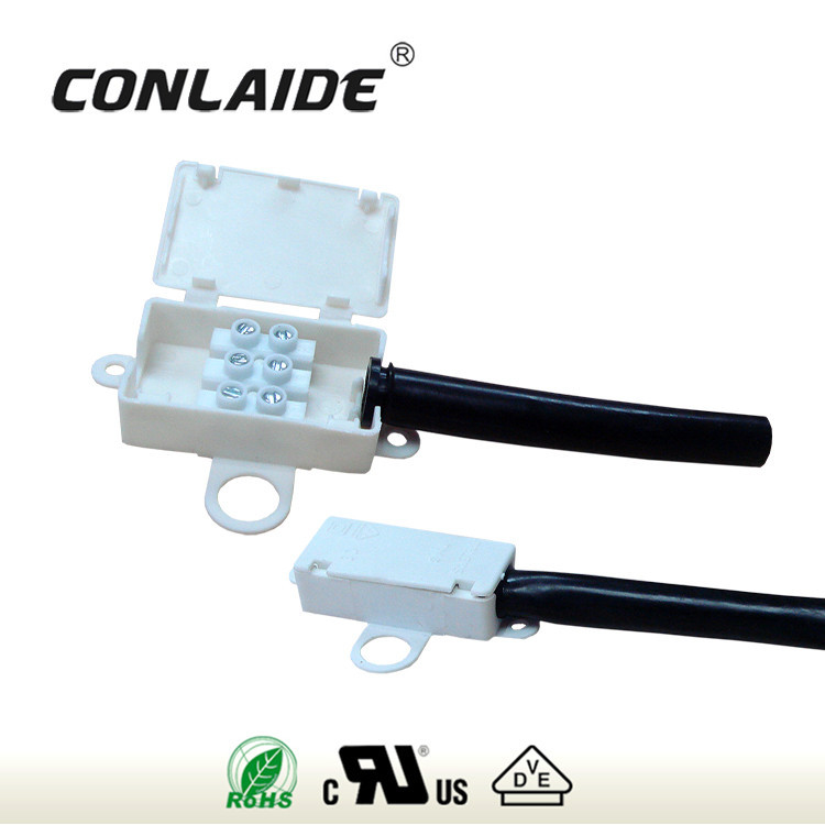 具有VDE认证带导管三位接线盒412/93N+T04-Y03S/9（L）+401T