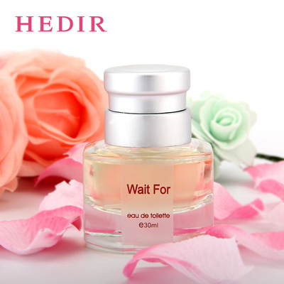 品牌正品甜美浪漫淡香持久香水30ml厂家批发爆款微商留香香水喷雾