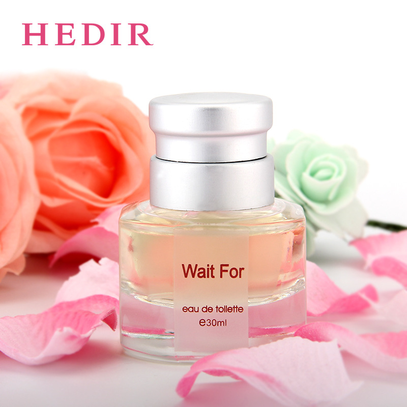 品牌正品甜美浪漫淡香持久香水30ml厂家批发爆款微商留香香水喷雾