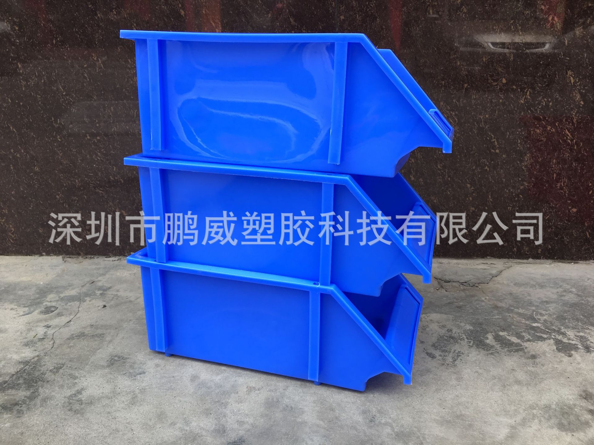 供应浙江金华汽配收纳斜口盒 F3塑料零件盒 带插柱小龟养殖斜口盒