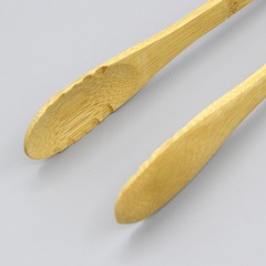 Food Clip for Big Pancakes, BBQ Buns, and Steamed Rolls — Non-Scalding, Non-Electric Bamboo Clip for Baked Flatbreads — Wholesale Bamboo Clips