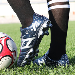 靚麗鳥直銷秋季新款兒童足球鞋男碎釘長釘草地成人運動訓練鞋批代