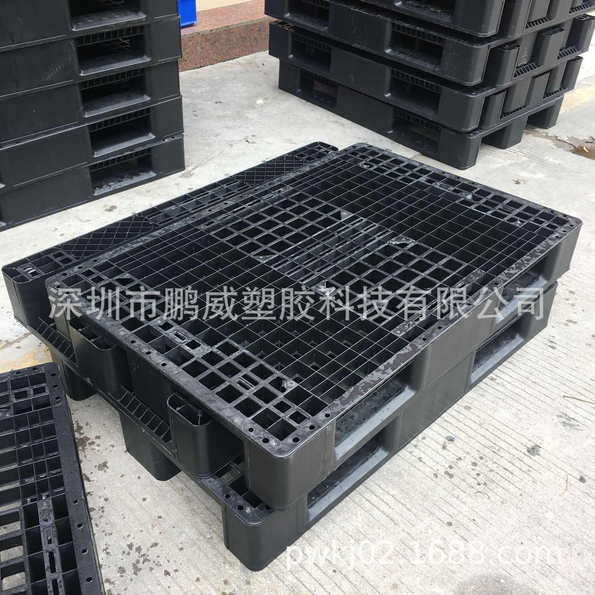 批发深圳塑胶防静电托盘 加厚网格川字垫板 电子仓库运输川字卡板