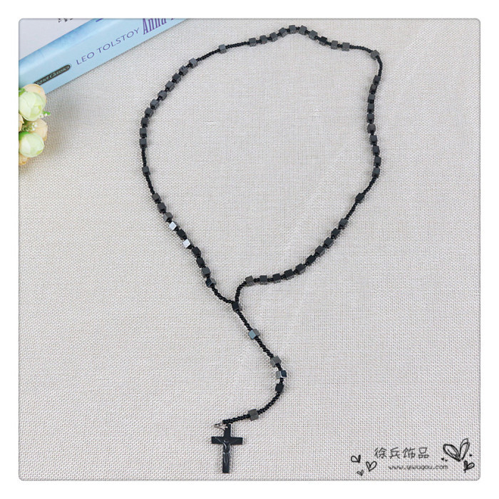 glass magnetic necklace from pearl