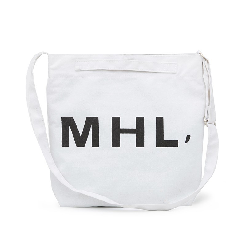 2019新款休閑帆布單肩斜跨包 時尚潮流簡約挂鈎字母小方包