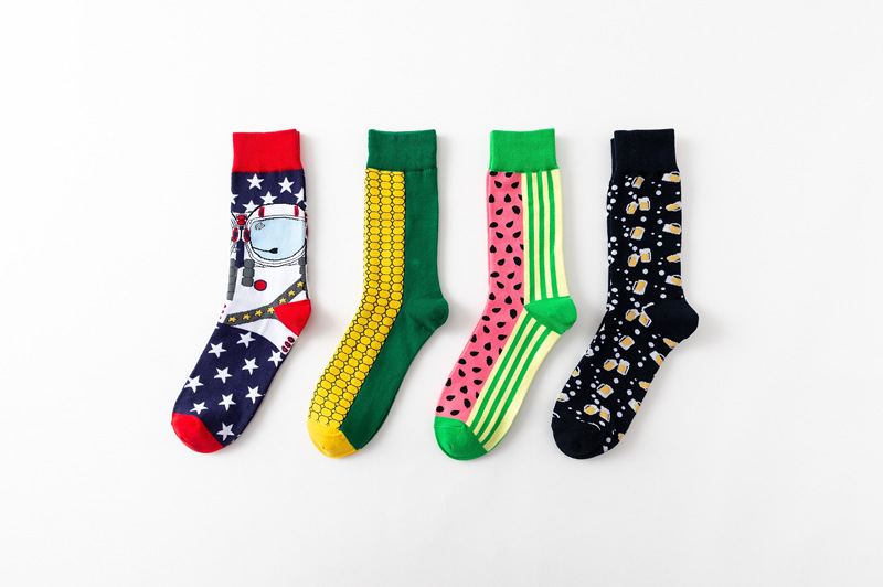 Unisex Casual Streetwear Cartoon Multicolor Cotton Printing Crew Socks A Pair display picture 1