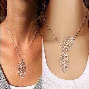 C042 explosive leaf necklace double leaf clavicle chain European and American jewelry women's jewelry necklace supply wholesale