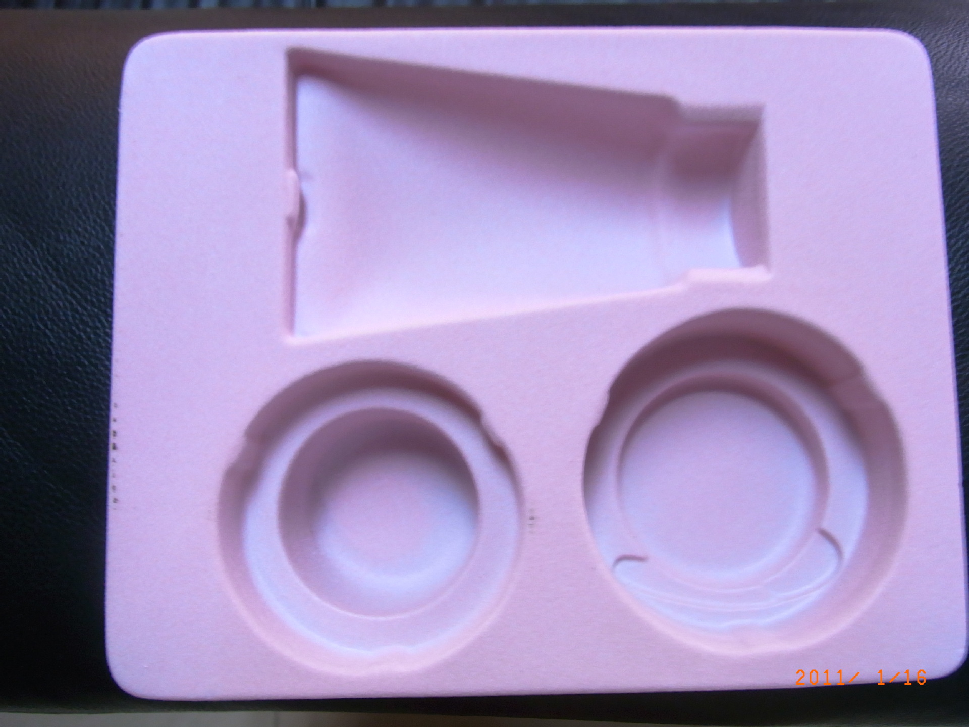 深圳东莞专业生产各种颜色植毛吸塑塑料包装厂家为各企业专业定制