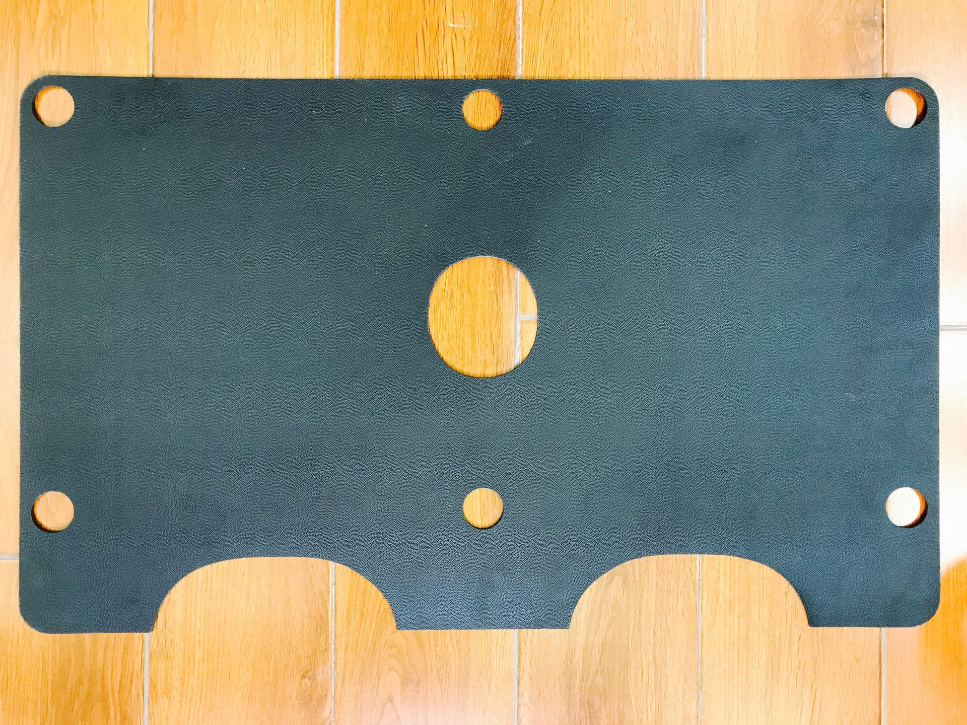 【厂家直销】全新PE发泡板、全新环保PE发泡板、黑色PE发泡板